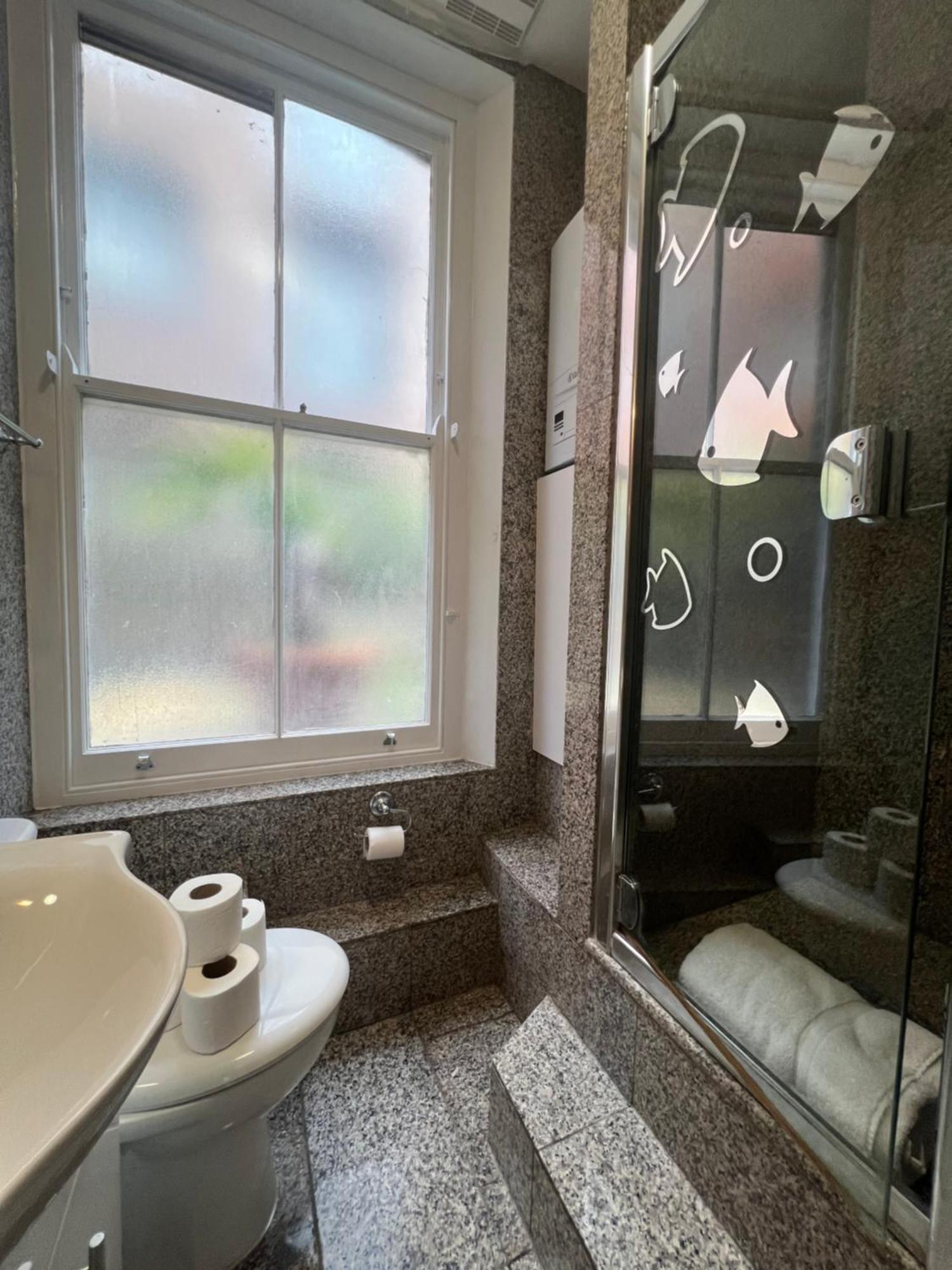 Chic 1-bed Flat In The Heart Of Soho Wardour Street 1wd Londres