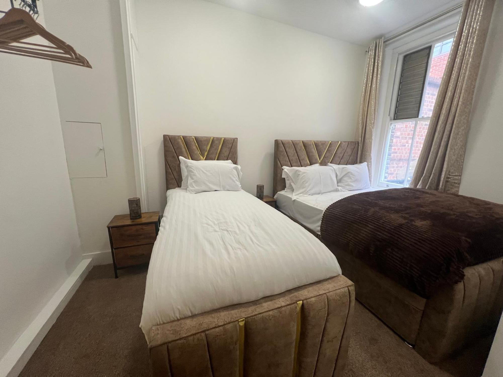 Chic 1-bed Flat In The Heart Of Soho Wardour Street 1wd Appartement Londres
