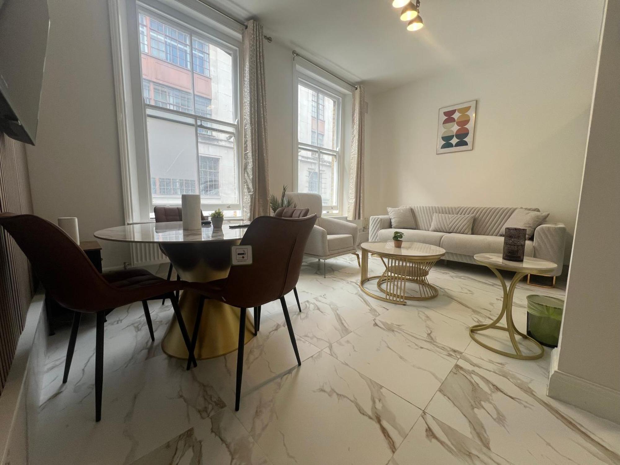 Chic 1-bed Flat In The Heart Of Soho Wardour Street 1wd Appartement